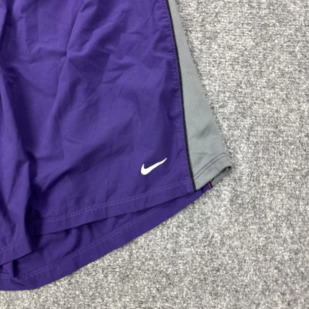 Nike Dri-FIT Running Shorts Mens 2XL Purple Gray 7 Inch Inseam Lined Athletic